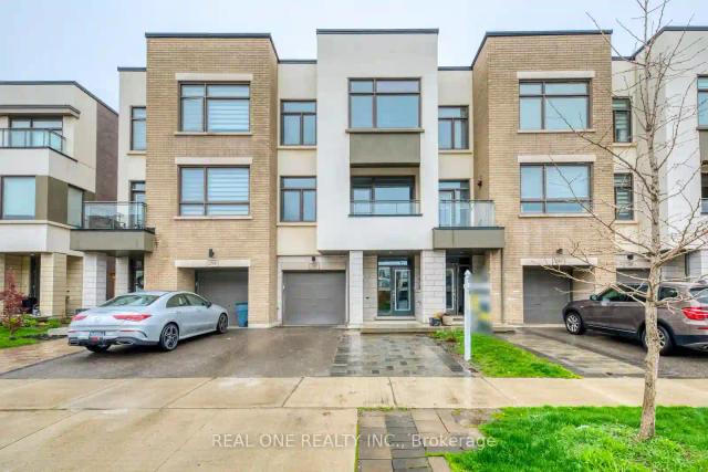 292 Squire Cres