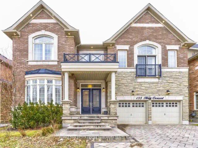 155 Hoey Cres