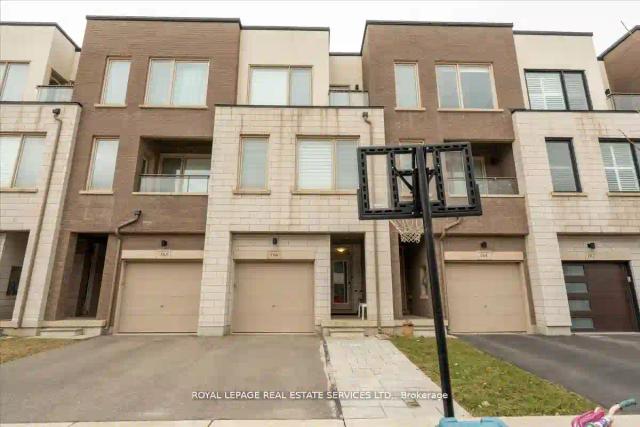 166 Squire Cres